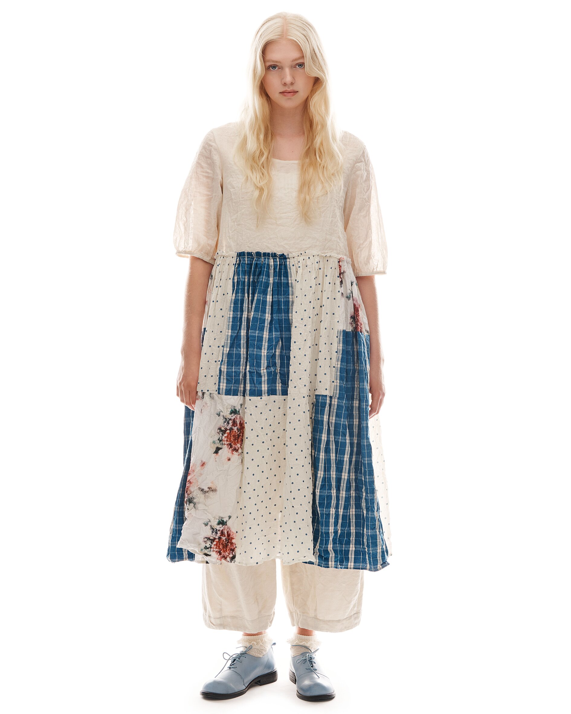 https://www.ewaiwalla.se/pub_docs/files/Ewa-i-Walla---Hannele-dress-Botvi-trousers.png