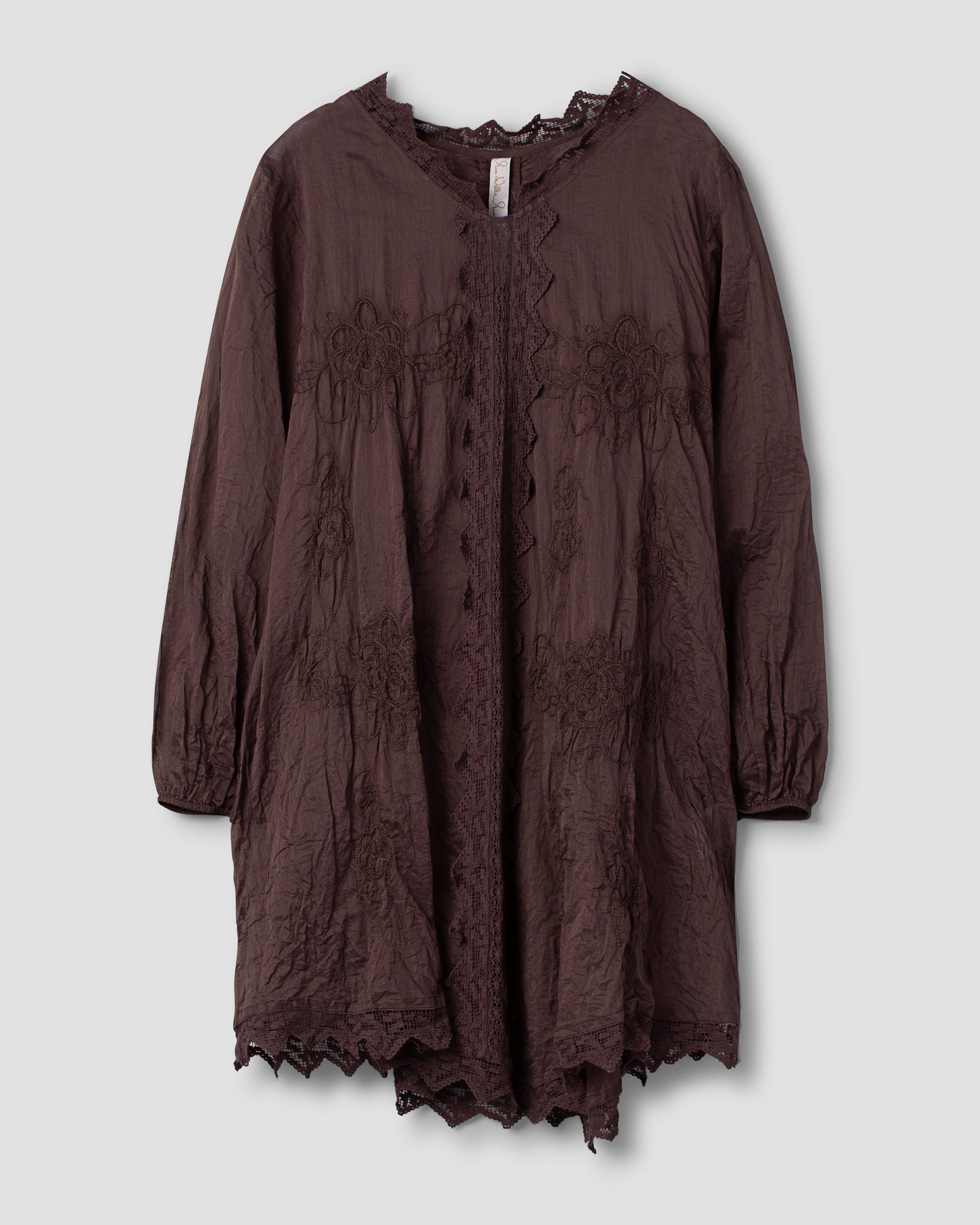 Lova AW26