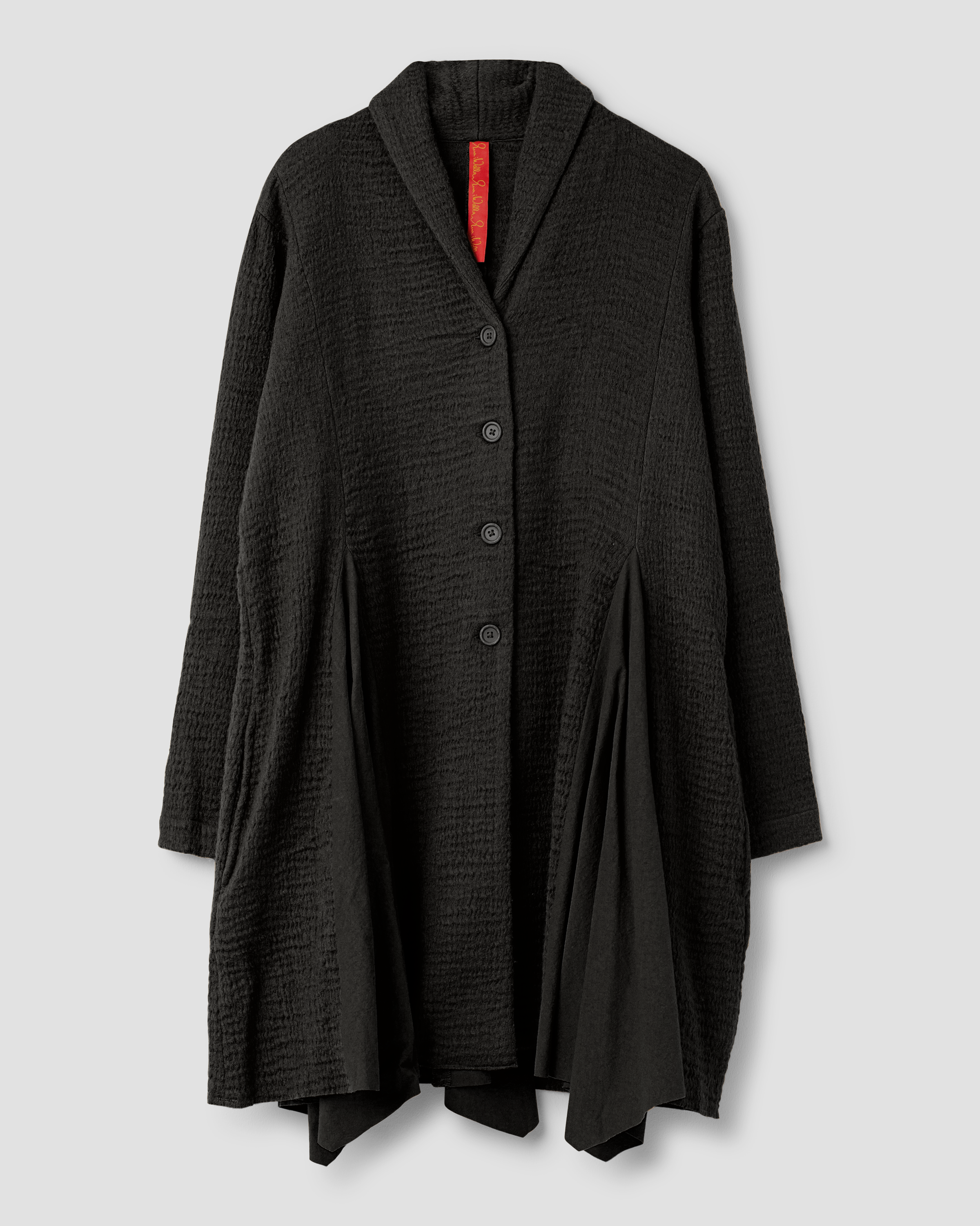Jana AW26